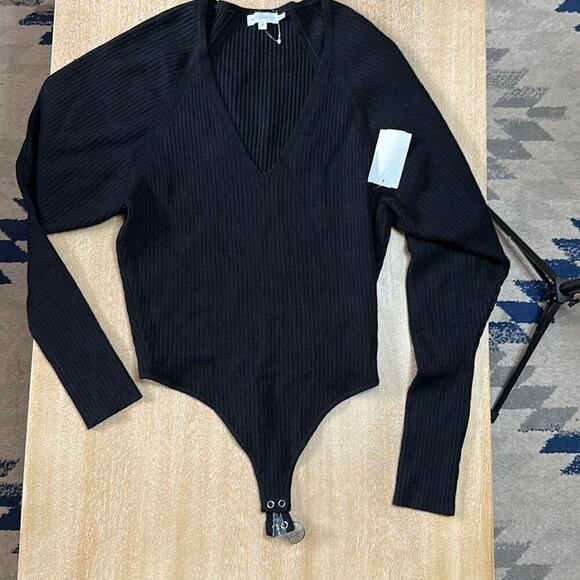 Good American Rib Deep V Bodysuit - Picture 6 of 10